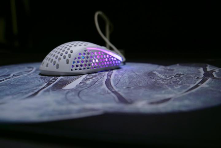 Actual product image CHERRY xtrfy GP4 (L)