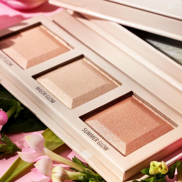 Actual product image essence Choose Your Glow (Multicoloured, Highlighter, 18 g)
