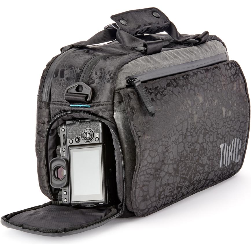 Thumbnail - 3 Legged Thing Toxic Wraith Camera Messenger M Water Resistant "Frog" Pocket Onyx, Kameratasche
