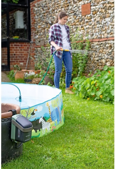 Immagine prodotto Bosch Home & Garden Pompa da giardino 18V-2000 (Pompa a barile di pioggia)