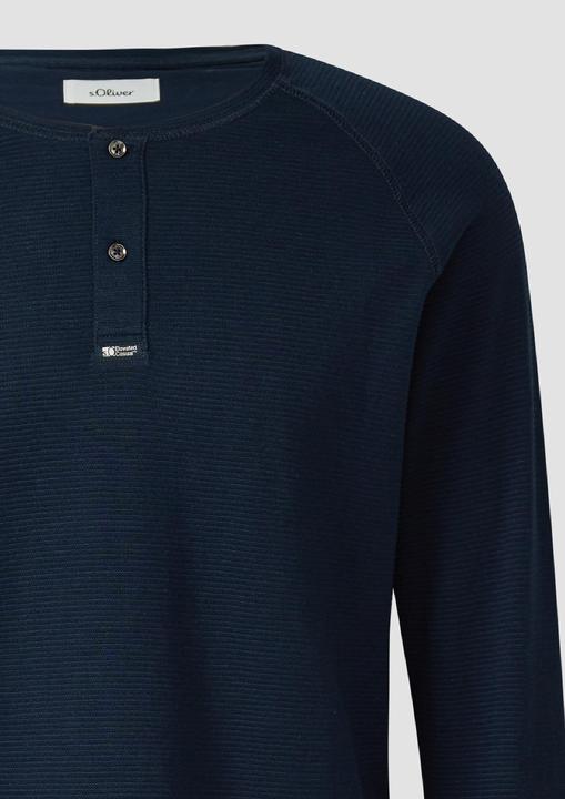 Produktbild s.Oliver T-Shirt Strukturiertes Langarmshirt mit Henley-Ausschnitt (L, M)