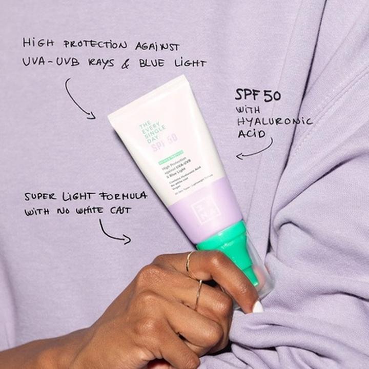 Immagine prodotto 3INA Makeup The Every Single Day SPF50 Crema idratante per il viso con acido ialuronico 50ml (Crema solare viso, SPF 50, 50 ml, 67 g)