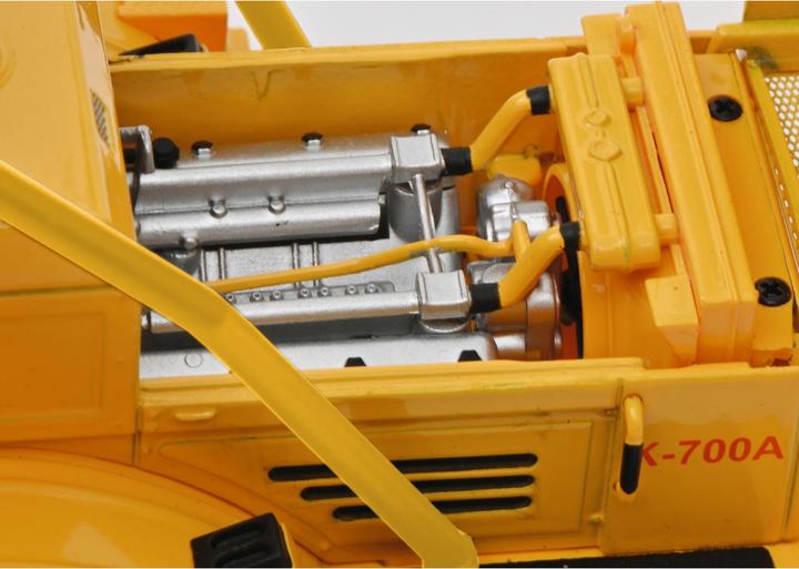 Image du produit Schuco Kirovets K700 avec figurines 1:32