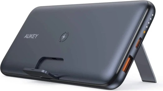 Actual product image Aukey PB-WL02 (10000 mAh, 18 W)