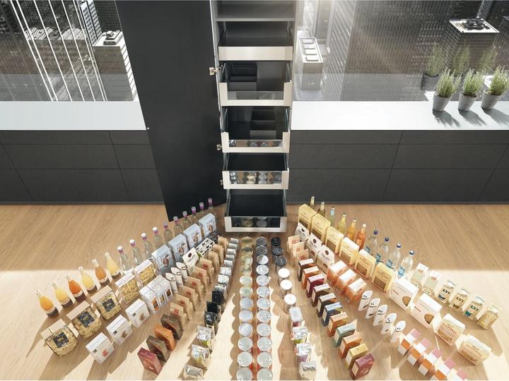 Actual product image Blum Space Tower Legrabox free | With glass, 40kg NL500mm, KB 600mm | Silk white