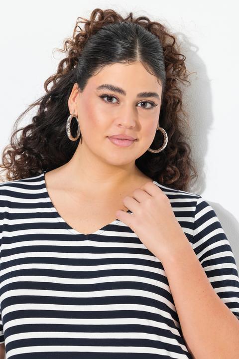 Image du produit Ulla Popken Robe midi à rayures, poches, décolleté en V et manches courtes, coupe évasée (54)