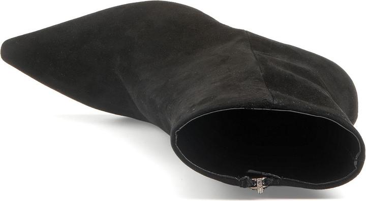 Actual product image Konstantin Starke Lima (38)