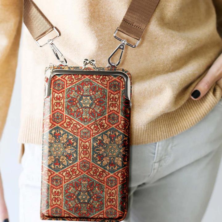 Actual product image Avizar CorkArt cork bag