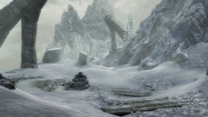 Actual product image Microsoft The Elder Scrolls V: Skyrim - Anniversary Edition (Xbox Series X, Xbox Series S, Xbox One X, Xbox One S)