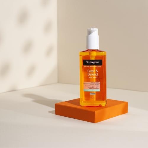 Produktbild Neutrogena Visibly Clear (Gel, 200 ml)