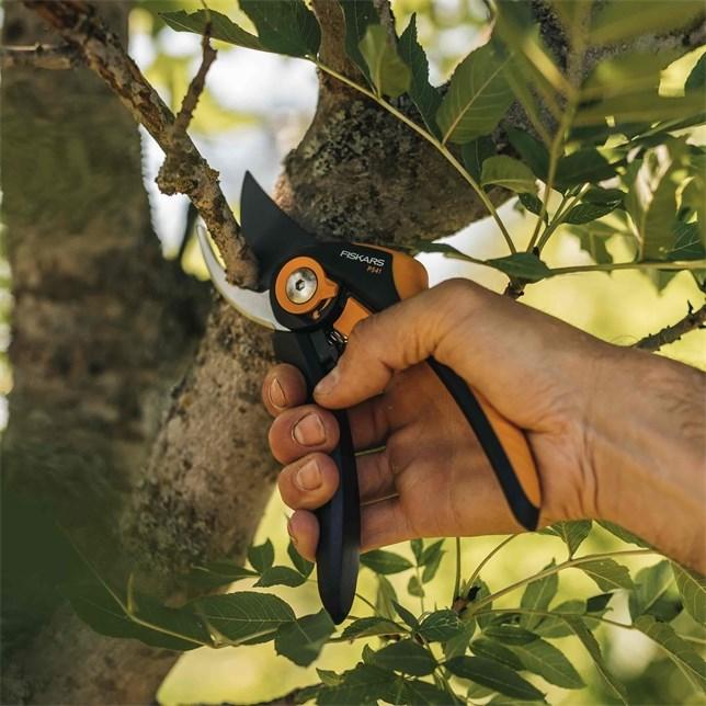 Immagine prodotto Fiskars Forbici da potatura bypass 'P541 SingleStep