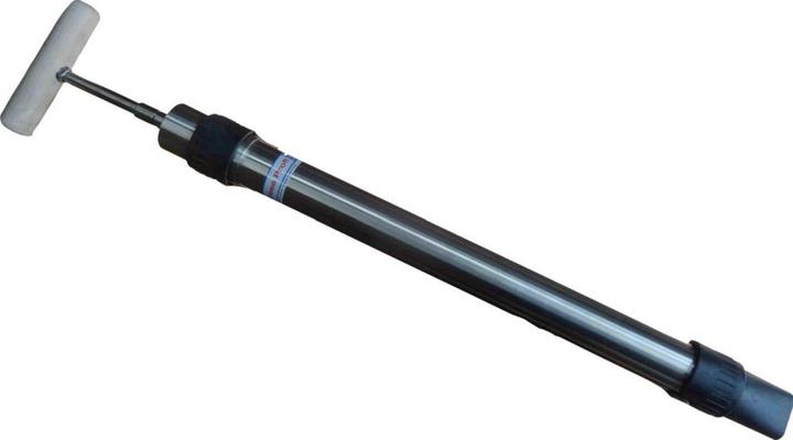 Magni Manuelle Edelstahl Mörtelspritze Kaim 500/40 NU mit 500 ml. Aufnahme.