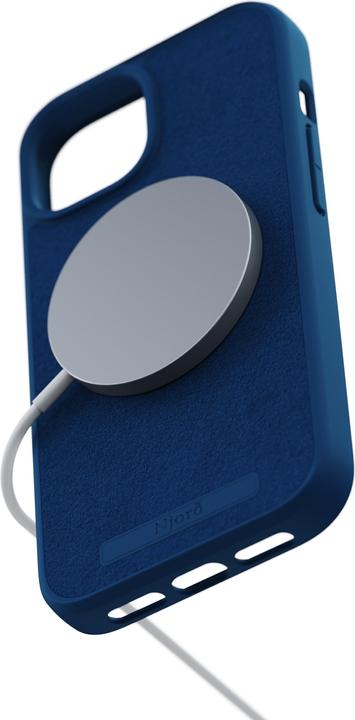 Image du produit Njord Étui rigide en daim MagSafe bleu marine (Apple iPhone 15)