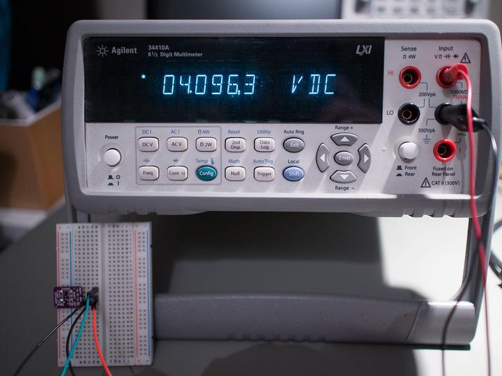 Image du produit Adafruit Sortie de référence de tension de précision LM4040 (Divers)