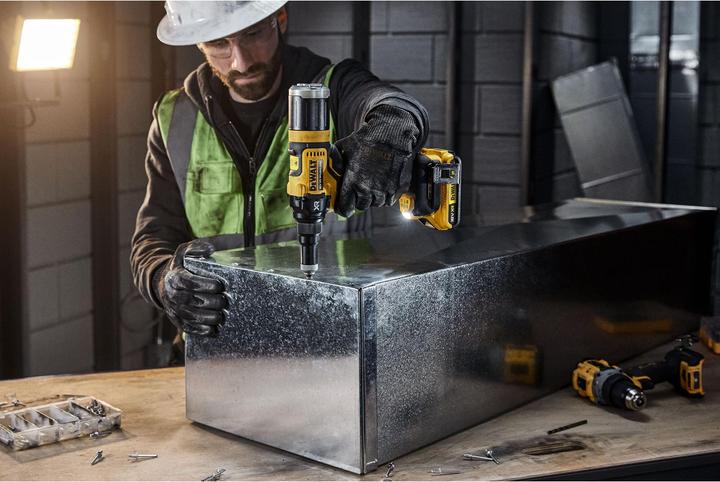 Image du produit DeWalt DCF403NT-XJ