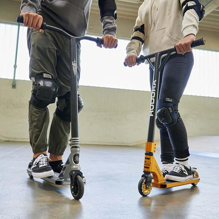 Produktbild Hudora Comfort (M, Ellbogenschoner, Handgelenkschoner, Knieschoner, 6 Stück)