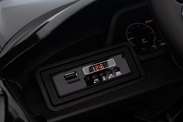 Produktbild Es-toys Kinderfahrzeug - Elektro Auto "Audi RS E-Tron" - Lizenziert - 12V7AH Akku Und 4 Motoren- 2,4Ghz + MP