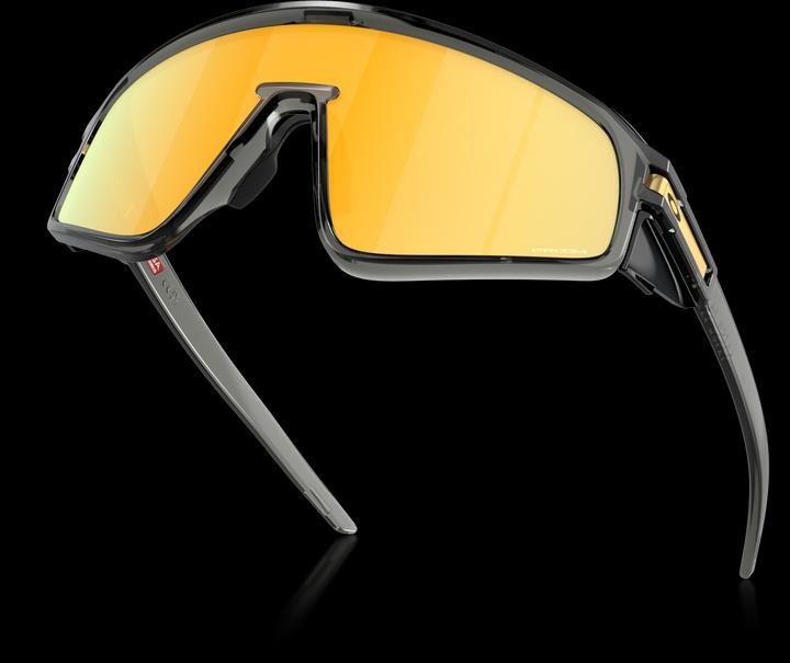 Actual product image Oakley Latch panel (Grey Smoke, Prizm 24k)
