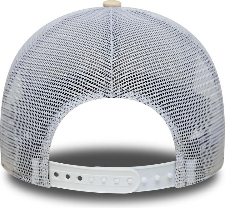 Actual product image New Era Adjustable Trucker Cap - Tottenham Hotspur Beige