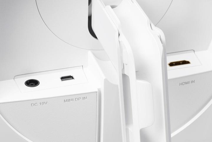 Actual product image Samsung C32h711 (2560 x 1440 pixels, 32")