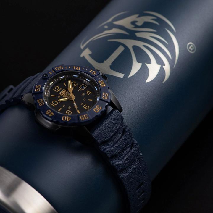 Image du produit Luminox Navy Seal 3250 Series (Montre de plongée, 45 mm)