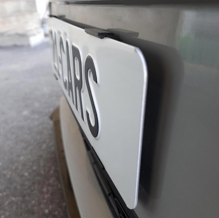 Actual product image 21cars Click licence plate holder long format (Front, Long format)