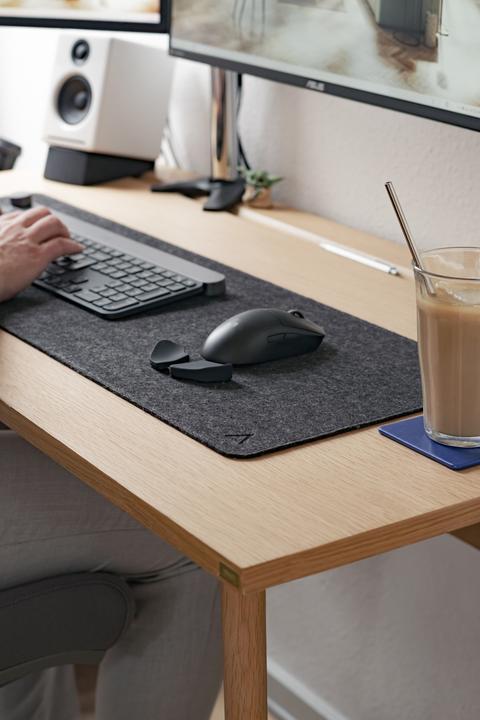 Actual product image Deltahub Minimalistic Desk Pad -hiirimatto,, tummanharmaa (M)