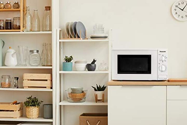 Produktbild Panasonic Nn-K101w (20 l)