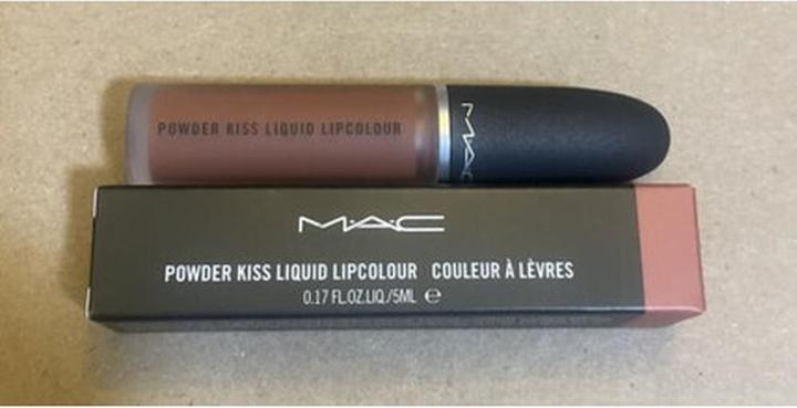 Produktbild MAC Cosmetics Powder Kiss Liquid Lipcolour (979 Impulsive)