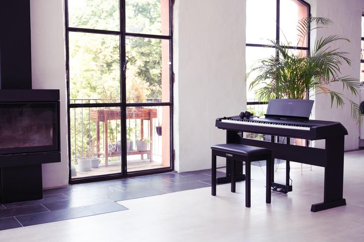 Actual product image Yamaha DGX-670B keyboard / digital piano zwart (88 Keys)