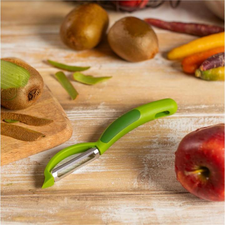 Actual product image Kuhn Rikon Peeler piranha swivel serrated green