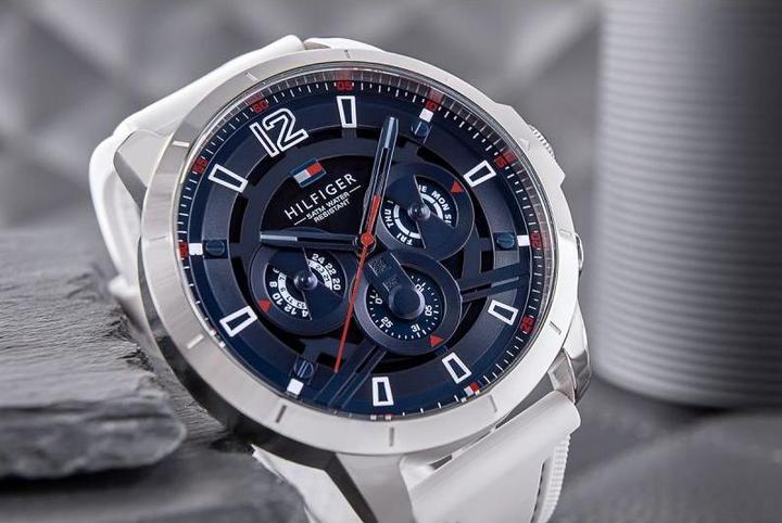 Actual product image Tommy Hilfiger Luca Herrenuhr 1792148 + BOX (Chronograph, 52 mm)