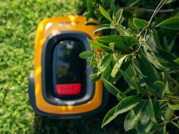 Produktbild Stiga Der A 1500 ist der einzige Mähroboter mit der einzigartigen, von patentierten Active Gu (2500 m²)