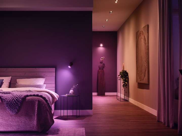 Actual product image Philips Hue White & Colour Ambiance Starter Set (GU10, 4.20 W, 400 lm, 3 x, E)