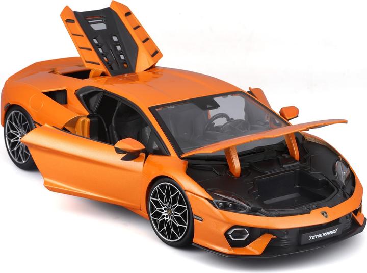 Actual product image Bburago Lamborghini Temerario 1/18 orange