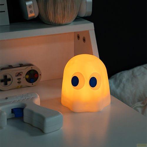 Actual product image Fizz Creations PAC-MAN Colour Changing Mood Light - 3.9 inches