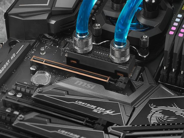 Actual product image Corsair MP600 XT Hydro X Edition (2000 GB, M.2 2280)