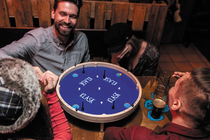 Produktbild Game Factory Klask 4 (Englisch, Italienisch, Deutsch, Französisch)
