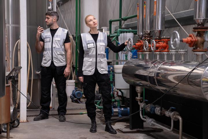 Produktbild Korntex Warnweste Multifunktional Hamburg Aschgrau mit 360° Sicherheit L EN ISO 17353 ® KXCMF (L)