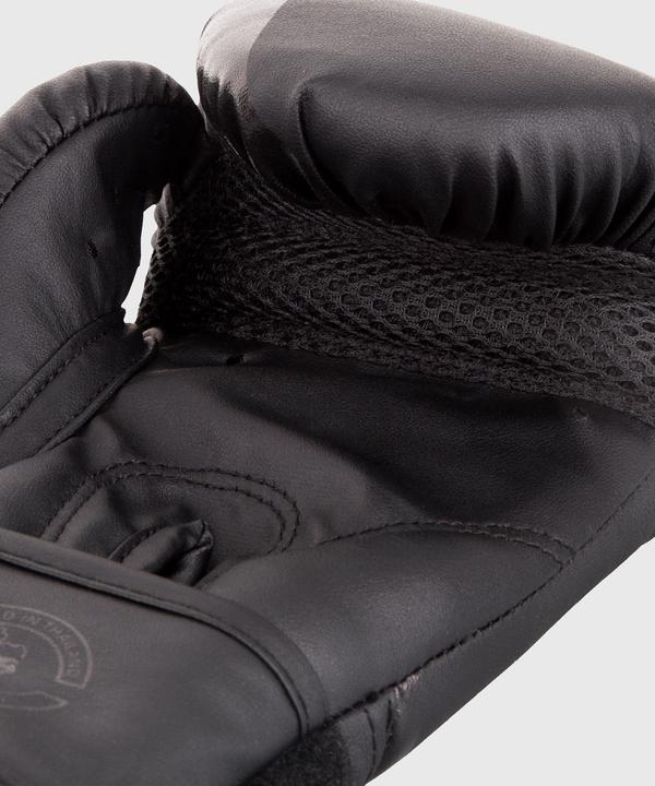 Produktbild Venum Challenger 2.0 Kids Boxing Gloves - Black/Black (8 OZ, One Size)