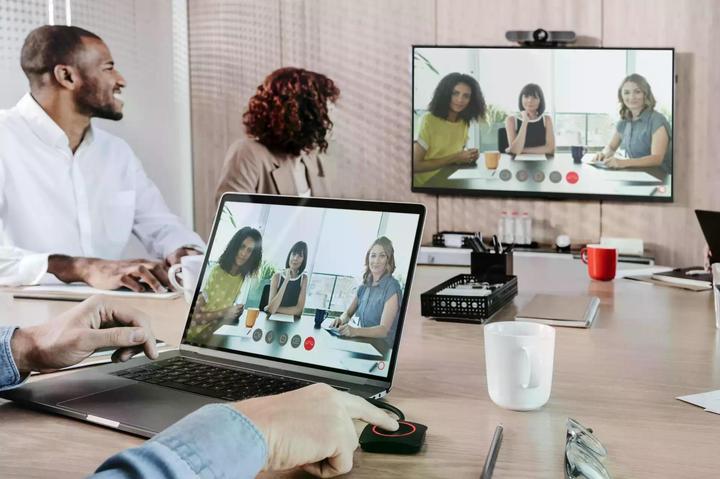 Productafbeelding Barco Clickshare CX-30 Gen 2 + 2x USB-C Button (30 m, HDMI CEC)