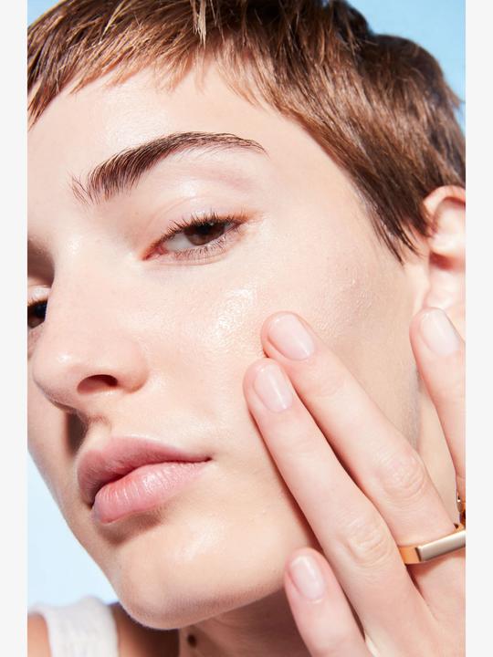 Actual product image MAC Cosmetics Hyper Real Fresh Canvas Cleansing Oil (Oils, 200 ml)
