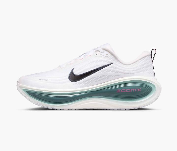 Produktbild Nike Vomero Plus (47)