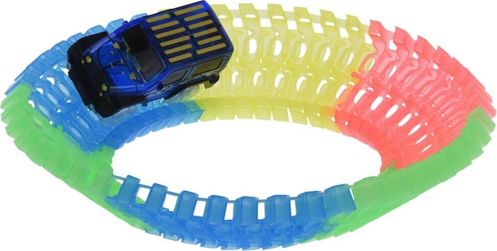Actual product image Motorway Glow in the Dark playset, 57 pieces.