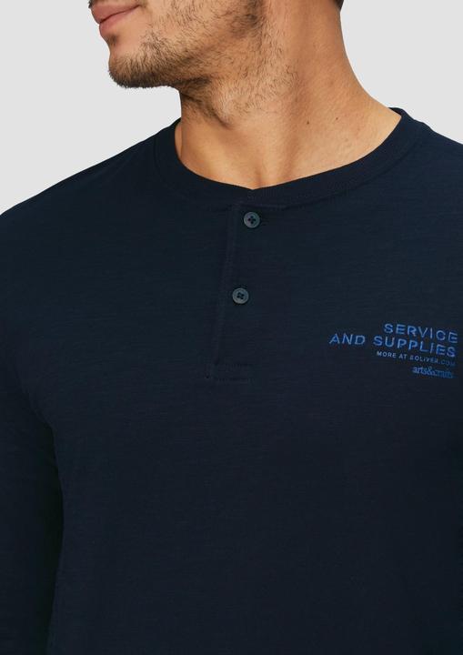 Produktbild S.Oliver T-Shirt Henley-Shirt mit Flammgarnstruktur und Stickerei (S)