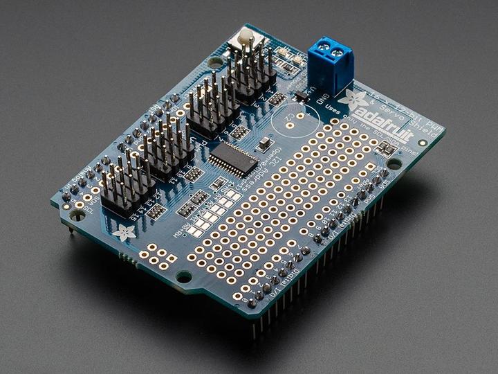 Adafruit 16-Channel PWM Servo Shield I2C, 12-Bit, stapelbar, 1,6kHz, kompatibel Arduino, 3,3-5V