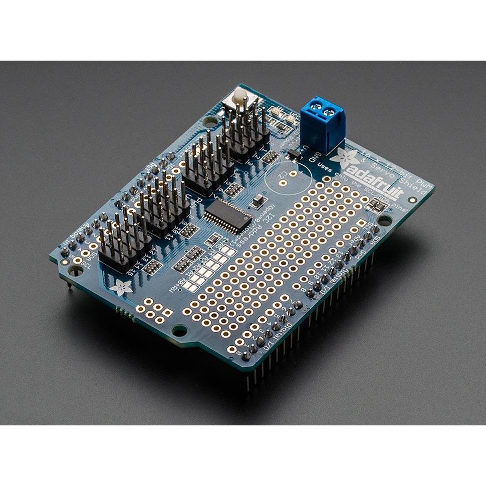 Adafruit 16-Channel PWM Servo Shield I2C, 12-Bit, stapelbar, 1,6kHz, kompatibel Arduino, 3,3-5V, Modulo elettronico