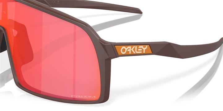 Image du produit Oakley Sutro Chrysalis Collection Lunettes de sport (Grenache mat, Torche de trail Prizm)
