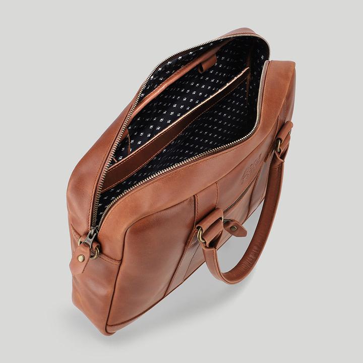 Image du produit Buckle & Seam Serviette Everett Cognac/Dots (16")