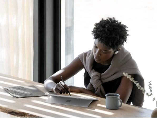 Image du produit Microsoft Surface Pro 8 (13", Noyau i7-1185G7, 32 Go, 1000 Go, Sans disposition de clavier)
